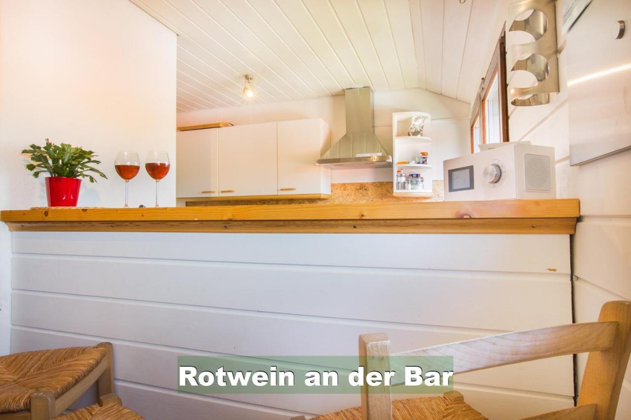 Wohlfuehl-Ferienwohnung 80 Qm, 8 Personen, Aussicht & Heimkino Todtnau Buitenkant foto